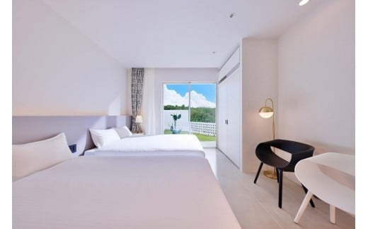 CC02 クリスタルヴィラベイサイド【Room Type A or D】ペア宿泊券（2名