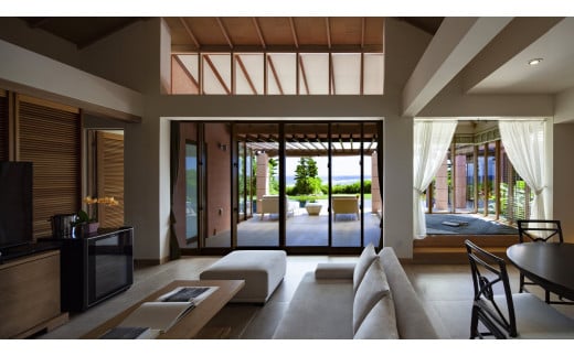 THE SHIGIRA ãã¢å®¿æ³åžãâ»ãã·ã®ã©ã¹ã¿ã€ã«ã®ãªãŒã«ã€ã³ã¯ã«ãŒã·ãããšããèŽ
æ²¢