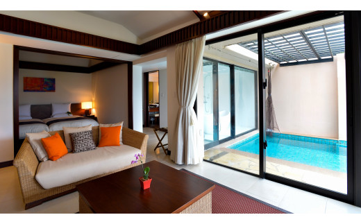 シギラベイサイドスイート アラマンダ ペア宿泊券（1泊朝食付） 