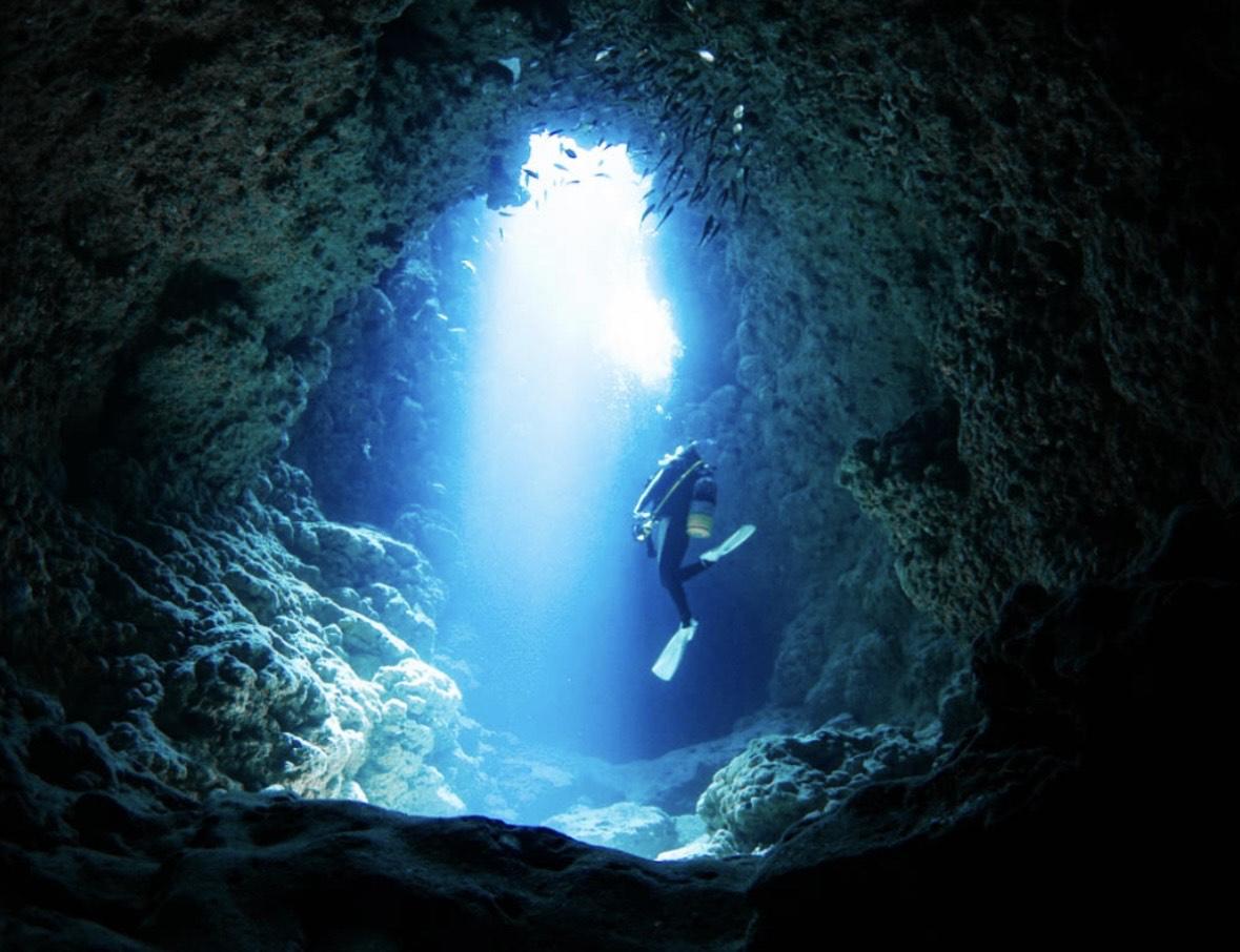 繝繧、繝薙Φ繧ーYouTuber Totty縺ョ縺雁コ暦シシ薙ム繧、繝厄シ磯ュ皮視縺ョ螳ョ谿ソ縺ェ縺ゥシ隠IGHOLIDAYシDB01シ