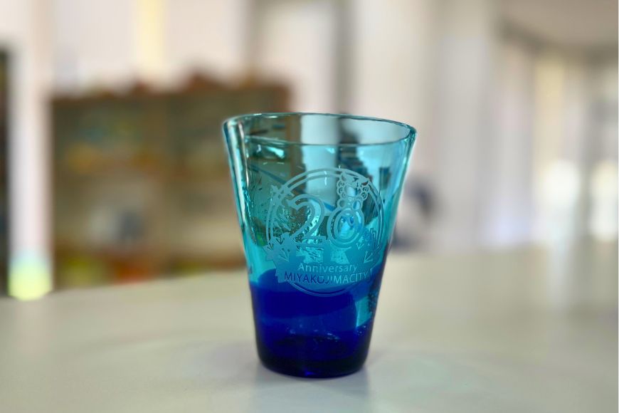 CW18縲仙ョョ蜿、蟲カ蟶ょ宛譁ス陦20蜻ィ蟷エ險伜ソオ縲題ィ伜ソオ繝ュ繧エ蛻サ蜊ー 豕。逶帑ク蜊逑カ繝サ逅臥帥繧ー繝ゥ繧ケ繧サ繝繝