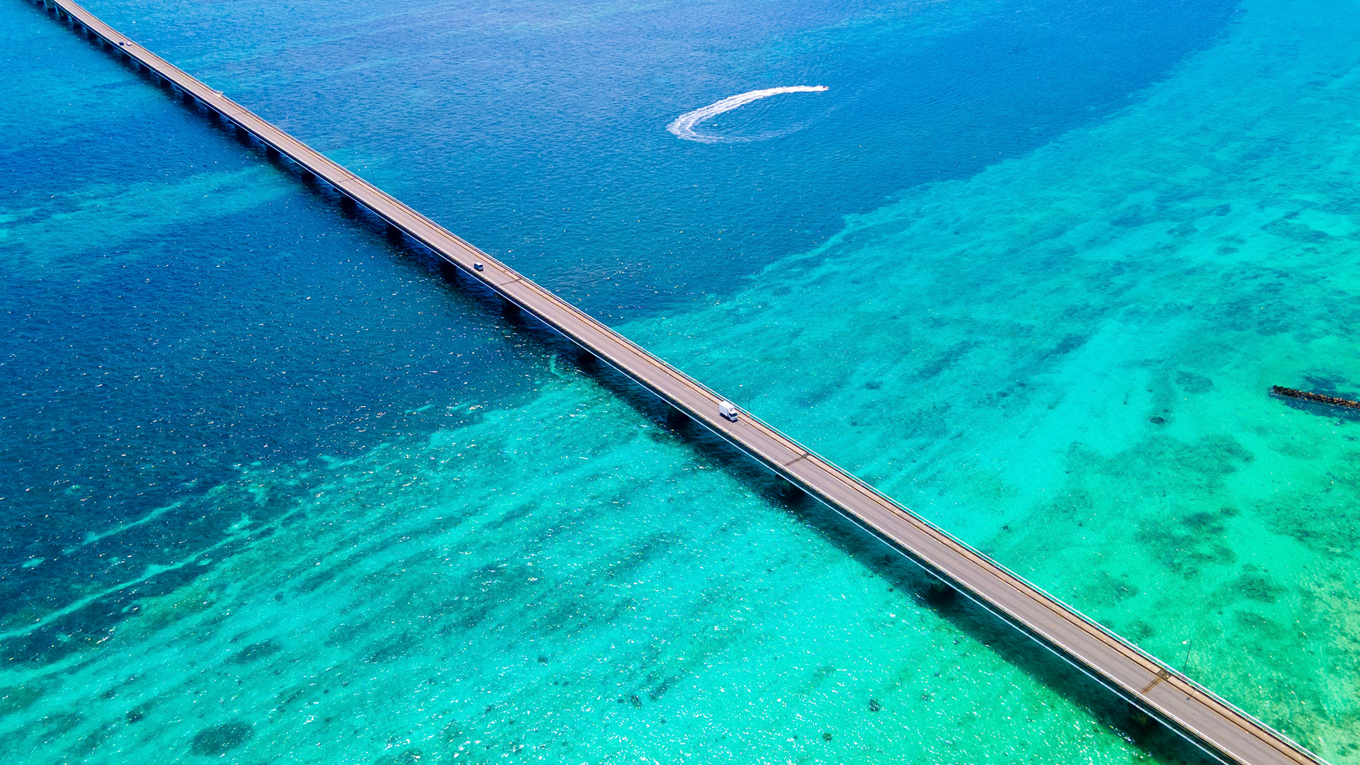 JT004ãæ²çžçå®®å€å³¶åžãæ¥æ¬æ
è¡ãå°åé宿
è¡ã¯ãŒãã³90,000åå