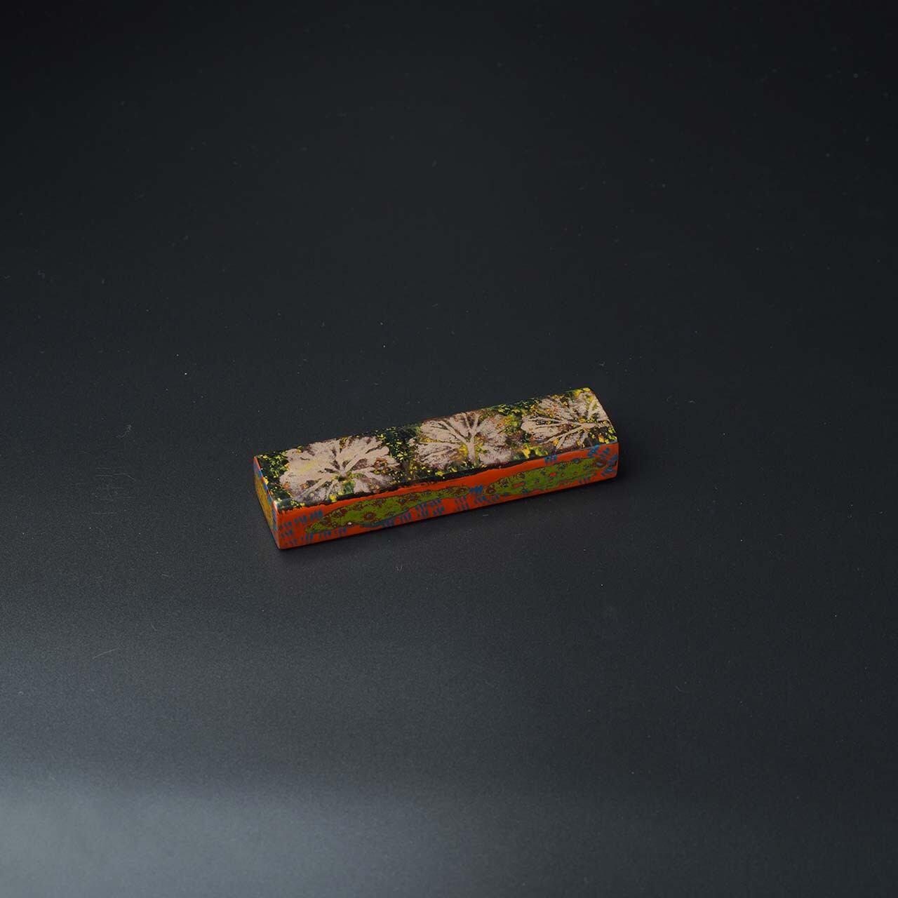 かりゆし文鎮（小）作品名【花火のように】