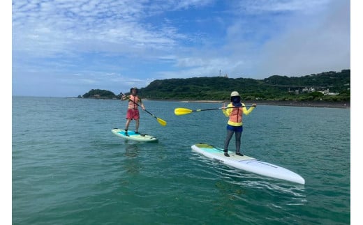 チケット 「キャンプご招待」＋「カヤック or SUP体験」 NEOSアウトドアパーク南城  ( 沖縄県南城市・1名様 )