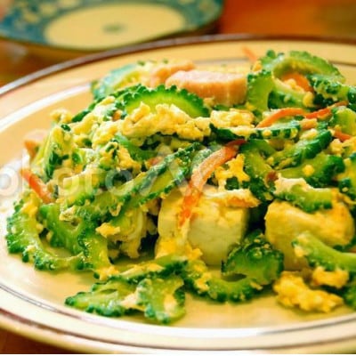 急速冷凍で旨味を閉じ込めた!今帰仁産のゴーヤー1.5kg(300g×5パック)【配送不可地域：離島】【1386734】