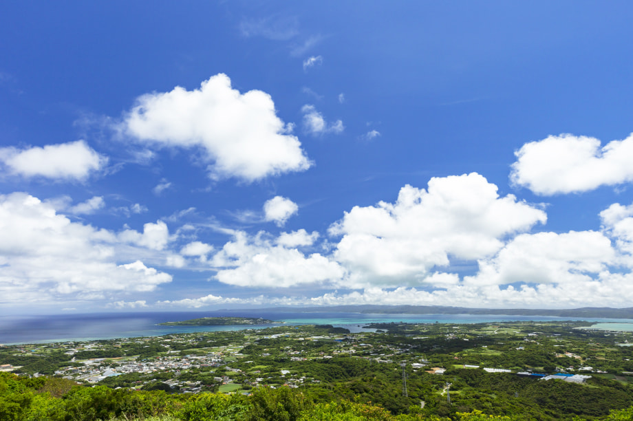 美しい自然環境の保全と地域資源を生かした観光むらづくり及び地域産業の振興に関する事業