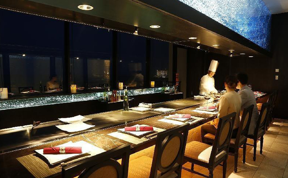 ホテルモントレ沖縄 スパ＆リゾート ペアディナー券 鉄板焼「神戸」 2名様 