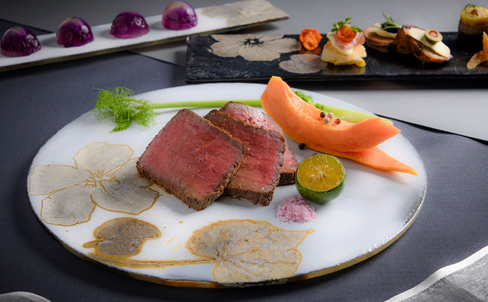 【つづるガラスアート】ゆうなの花　平丸皿－HAKU－　1枚 