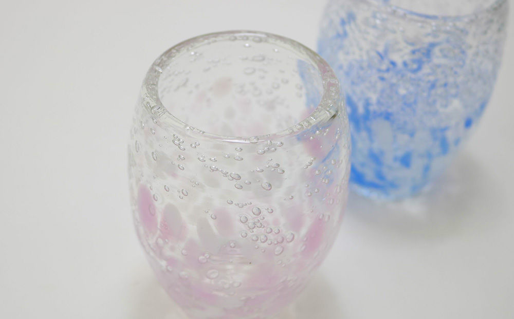 çŸä»£ã®åå·¥ãæ± å®®å åéãäœãæ°æ³¡ã®æµ·ç
ã°ã©ã¹ïŒãã³ã¯ã»éïŒ 2åãã¢