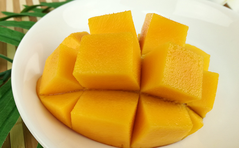 【2026年発送】平田果樹園の厳選アップルマンゴー贈答用（約2kg） アーウィン 果物 甘い 夏 濃厚 ギフト Mango ランキング 完熟 お気に入り 美味しい 人気 おすすめ フルーツ 沖縄県 先行予約 食品 デザート 産地直送 送料無料