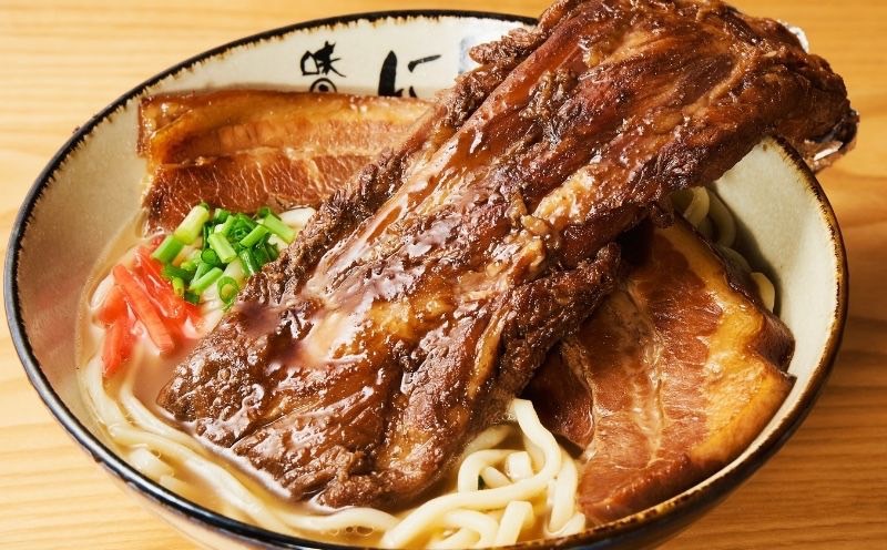 『沖縄そば』～沖縄・ソーキ・にしんすに・軟骨・三枚肉～ 食べ比べ5食セット 郷土料理 定番 sokisoba そば愛 元祖 専門店 そーき 美味しい 名物 沖縄料理 自家製 本格 昆布 地元 名店 生麺 すば 豚肉 だし 送料無料