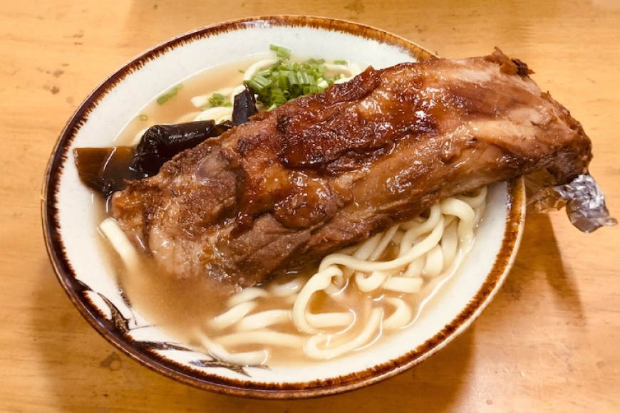 沖縄そば ソーキそば 食べ比べ 5食セット [味の店にしんすに 沖縄県 伊江村 ie47bde270002] ソーキ 沖縄 okisoba そば愛 元祖 専門店 そーき 美味しい