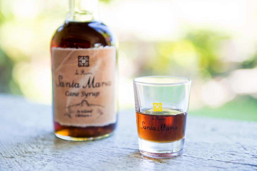 シロップ バニラエッセンス イエラムサンタマリア ケーンシロップ 2本 バニラ・デ・サンタマリア 1本 計3本 セット [伊江島物産センター 沖縄県 伊江村 ie47bde210041] 瓶 詰め合わせ サトウキビ 沖縄 バニラ おやつ お菓子作り 料理 黒糖 国産