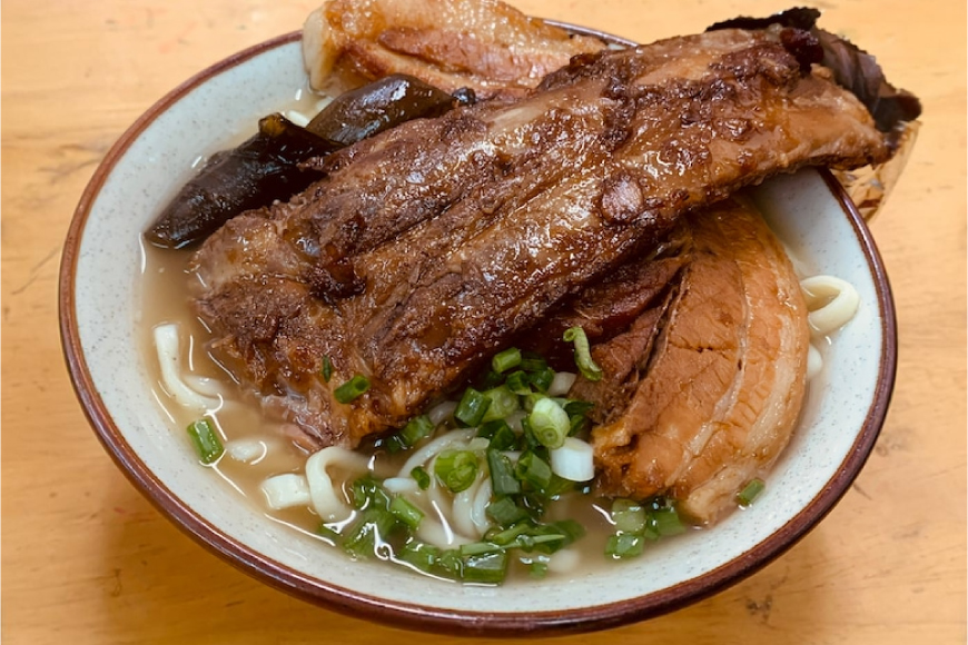 沖縄そば ソーキそば 食べ比べ 3食セット [味の店にしんすに 沖縄県 伊江村 ie47bde270001] ソーキ 沖縄 okisoba そば愛 元祖 専門店 そーき 美味しい