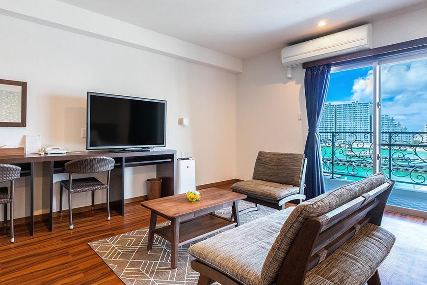 【ふるさと納税】【ココシャスモンパ】デラックスルーム１泊素泊まりペア宿泊券