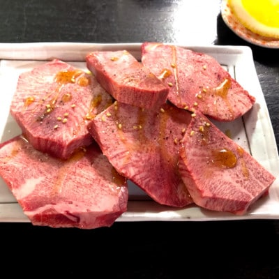 焼肉比嘉家 お食事券 【9,000円分】黒毛和牛・アグー豚取り扱い店【1476237】
