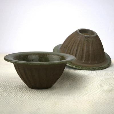 伝統のやちむん　灰釉しのぎ小鉢　ペア【仁陶器工房】【1724472】