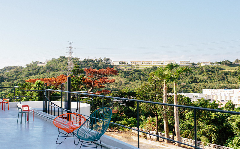 ワンちゃんと泊まれる！スパイスモーテルオキナワ｜ホテルバウチャー10.000円分【SPICEMOTELOKINAWA】