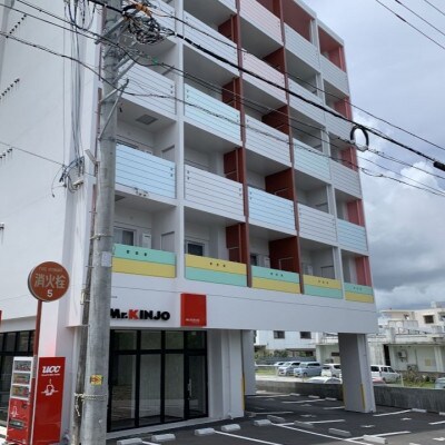 「MR.KINJO in Rycom 北中城」宿泊利用券(30,000円分)【1719732】