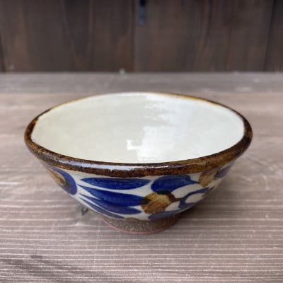 やちむん 唐草紋様 茶碗 マカイ(染付)青【1506538】