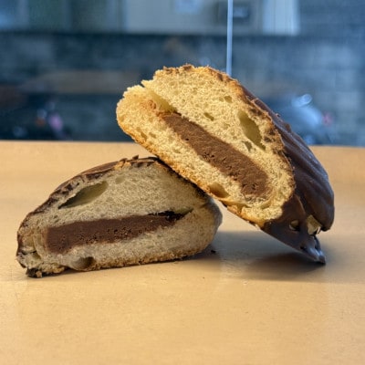 沖縄B級グルメ ちいさなパン屋さんが作る「元祖アイスパン」カスタード&チョコ 各4個入り【配送不可地域：離島】【1726295】