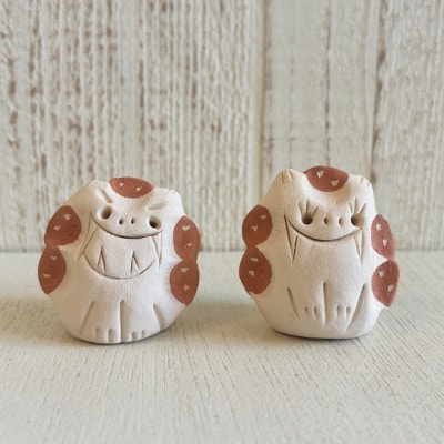 【やちむん・焼き物】にんまりサー 手のひらサイズの陶器シーサー【1704273】