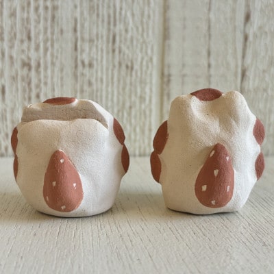 【やちむん・焼き物】にんまりサー 手のひらサイズの陶器シーサー【1704273】