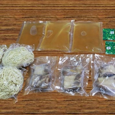 沖縄そば屋「米八そば」　ソーキそば　3食セット【配送不可地域：離島・北海道・東北・関東・信越、北陸・東海・近畿・中国・四国・九州】【1706266】