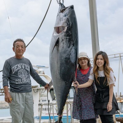 伊平屋島近海のマグロ2kg(マイナス60℃急速冷凍)【配送不可地域：離島】【1497095】