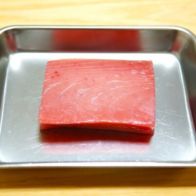 伊平屋島近海のマグロ2kg(マイナス60℃急速冷凍)【配送不可地域：離島】【1497095】