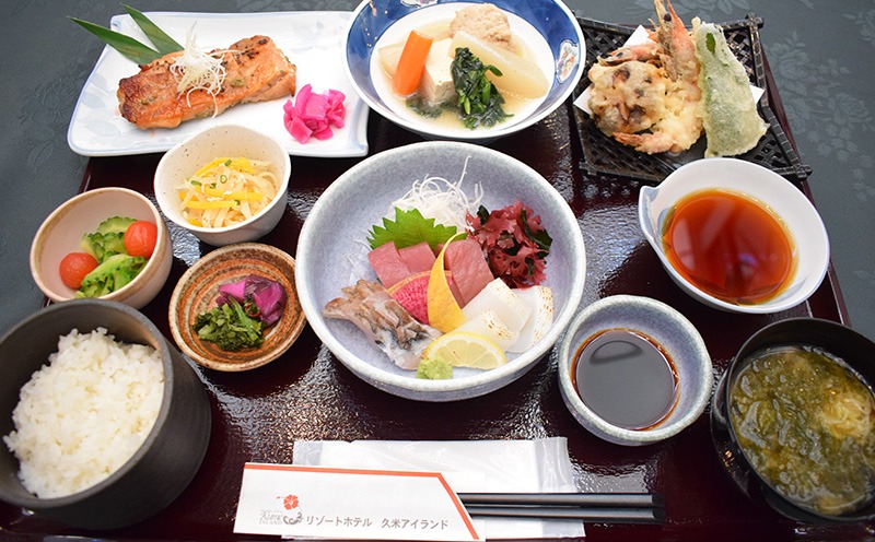 【ウォーターマークホテル沖縄 久米アイランド】ご宿泊クーポン 30000円分 ホテル リゾート 沖縄 南国 久米島 琉球 離島 球美 癒し 海 ビーチ 大自然 星空 満天 休日 宿泊 レストラン 朝食 プール アクティビティ