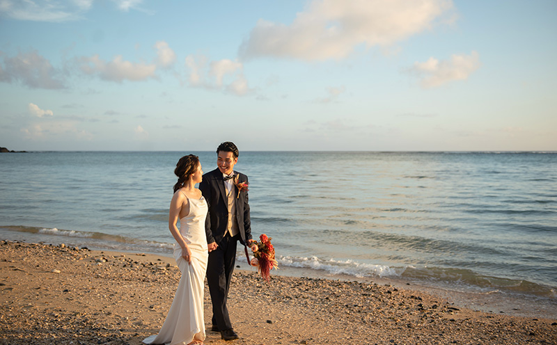 久米島フォトウェディング 写真 ロケーション ウェディング 結婚 記念 思い出 大自然 絶景 癒やし 海 ビーチ 砂浜 珊瑚 エメラルド 宝物 沖縄 久米島 南国 リゾート 楽園