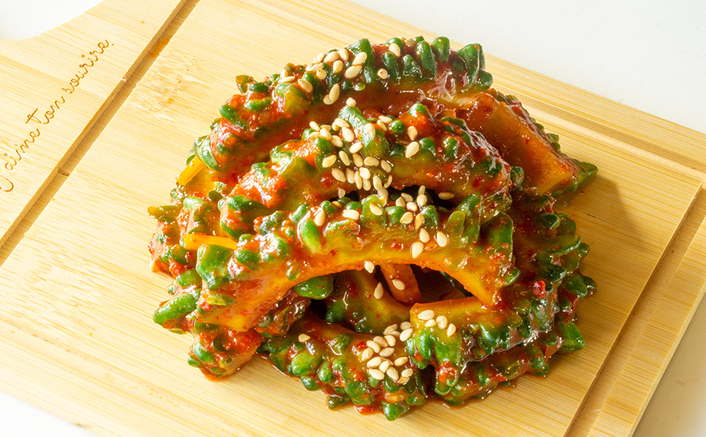 【久ー韓】韓国本場味「島野菜キムチ」食べ比べ3種セット 韓国料理 ヤンニョム ソウルフード 発酵食品 本場 県産品 島野菜 島らっきょう ゴーヤー もずく モズク セット 沖縄 自家製ソース 漬物 沖縄初 人気 韓流 K-POP お土産