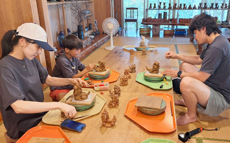 【やちむん土炎房】やちむんのご購入や体験に利用可 5000円分ご利用券 焼き物 陶器 陶芸 作家 職人 こだわり 自然 利活用 SDGs 手づくり 手びねり 一点もの 唯一無二 作品 粘土 素地 土 窯出し 久米島 沖縄