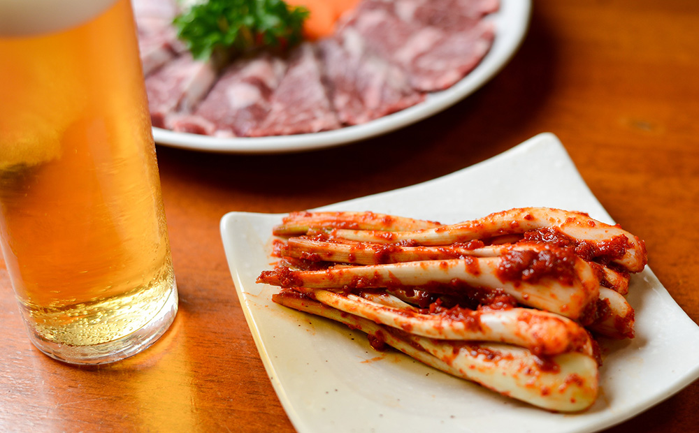 【久ー韓】沖縄初！韓国本場味「島らっきょうキムチ」6パック キムチ 韓国 ソウルフード 発酵食品 本場 県産品 島野菜 沖縄 自家製 ソース 辛味 香味 つまみ やみつき 韓国料理 ヤンニョム 漬物 沖縄初 人気 韓流